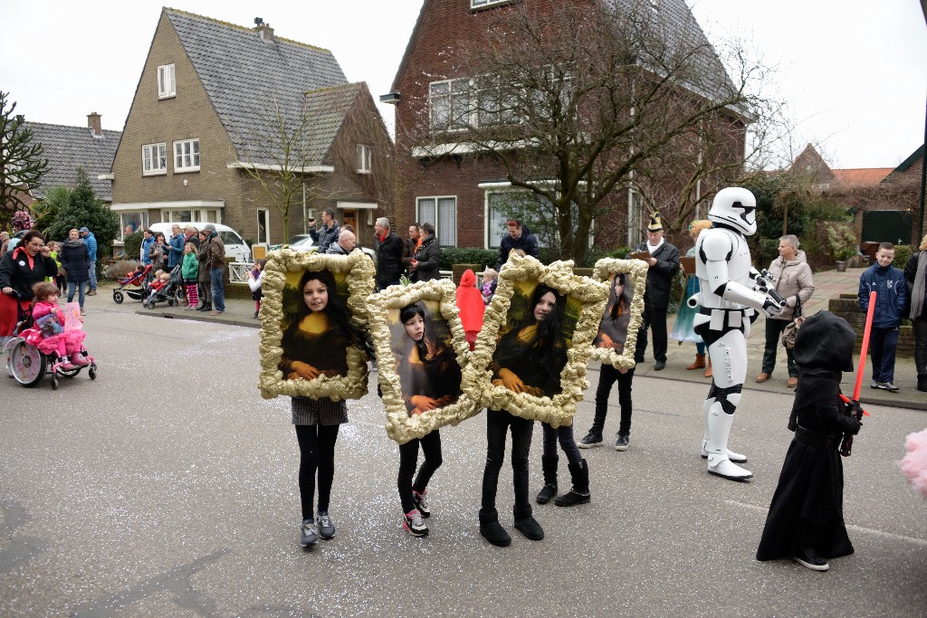 ../Images/Kinderoptocht 2016 026.jpg